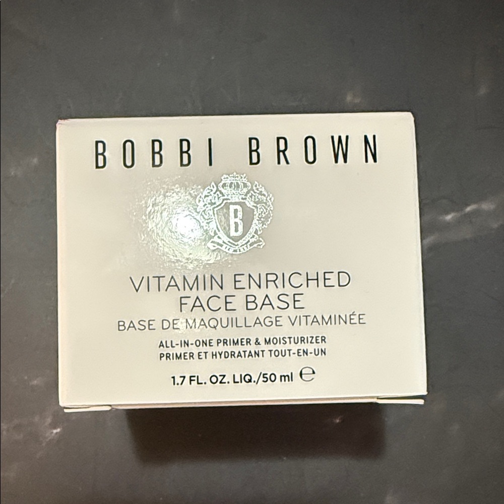 Bobbi Brown Vitamin Enriched Face Base Moisturizer & Primer